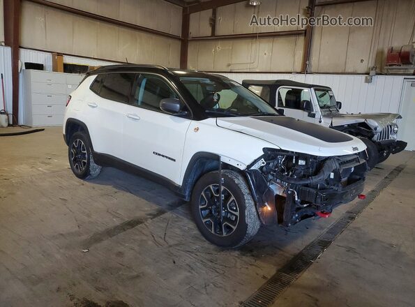 3C4NJDDB4MT571618 2021 JEEP COMPASS White Front right