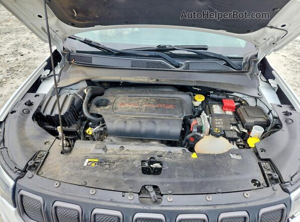 3C4NJDDB4NT115751 2022 JEEP COMPASS White Вид підкапотного простору