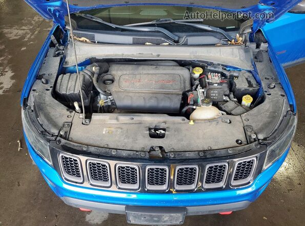 3C4NJDDB5JT343462 2018 JEEP COMPASS Синий Вид подкапотного пространства