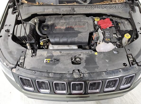 3C4NJDDB5KT653015 2019 JEEP COMPASS Green 