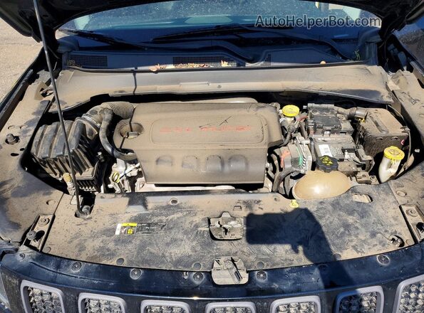 3C4NJDDB6HT641173 2017 JEEP COMPASS Black Շարժիչի բաժամունքի տեսք
