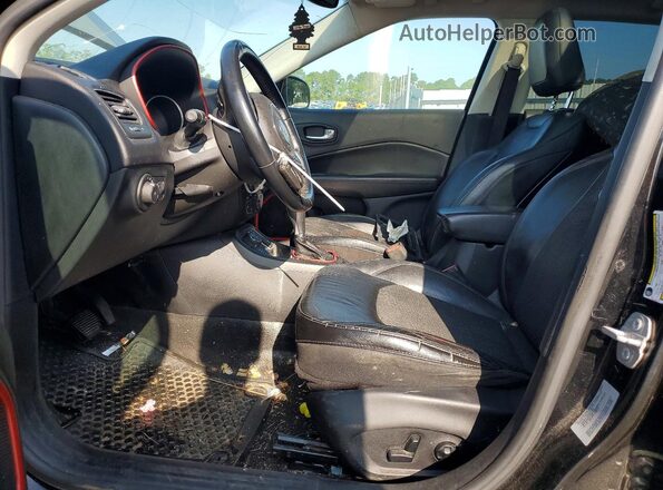 3C4NJDDB6JT130746 2018 JEEP COMPASS Black Սալոնի դիմացի տեսք
