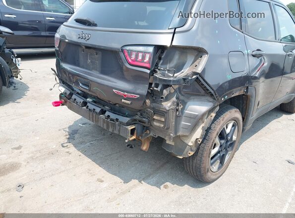 3C4NJDDB6JT210242 2018 JEEP COMPASS Gray Դիմացի տեսք