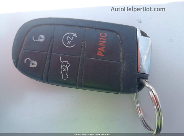 3C4NJDDB6JT223783 2018 JEEP COMPASS Black Widok deski rozdzielczej