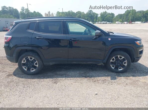 3C4NJDDB6JT223783 2018 JEEP COMPASS Black Widok wnętrza z tyłu