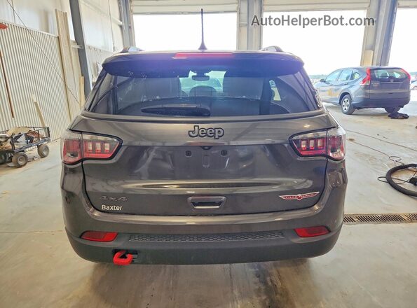 3C4NJDDB6KT629967 2019 JEEP COMPASS Charcoal უკანა ხედი
