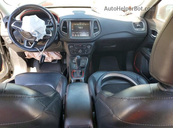 3C4NJDDB6KT786351 2019 JEEP COMPASS Silver Առջևի վահանակի տեսք