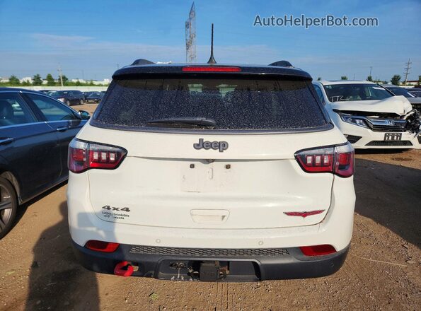 3C4NJDDB7HT632093 2017 JEEP COMPASS White Rear view