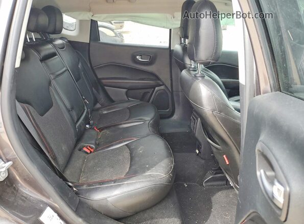 3C4NJDDB7KT618007 2019 JEEP COMPASS Gray Սալոնի հետևի տեսք