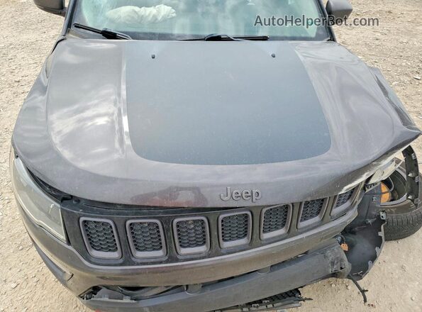 3C4NJDDB7KT618007 2019 JEEP COMPASS Gray Շարժիչի բաժամունքի տեսք