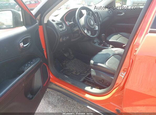3C4NJDDB7MT528956 2021 JEEP COMPASS Orange 