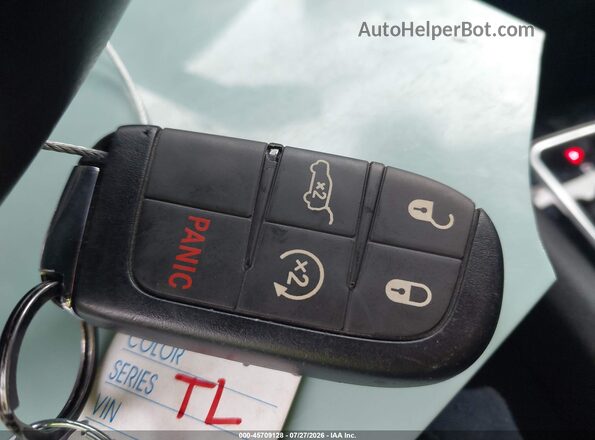 3C4NJDDB7NT144029 2022 JEEP COMPASS White Widok deski rozdzielczej