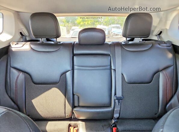 3C4NJDDB8LT151472 2020 JEEP COMPASS Blue Հետևի նստատեղերի տեսք