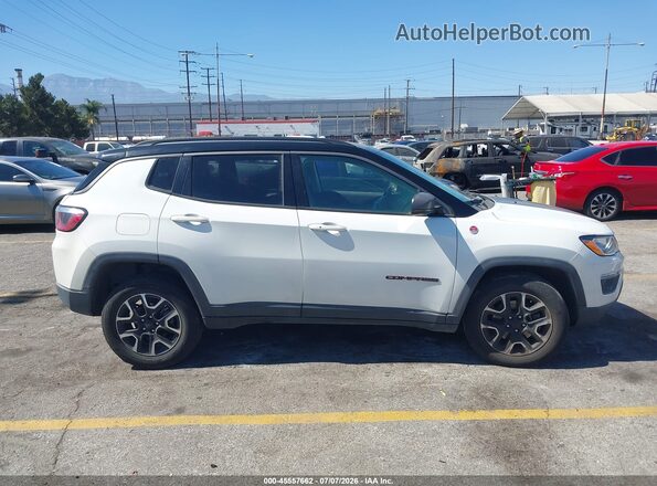 3C4NJDDB8LT177196 2020 JEEP COMPASS White Vista interior de 360 grados