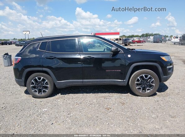 3C4NJDDB8LT232777 2020 JEEP COMPASS Black Rear interior view