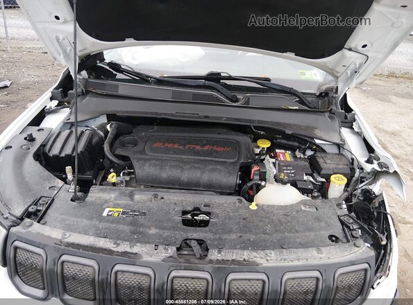 3C4NJDDB8NT154830 2022 JEEP COMPASS White Вид ззаду