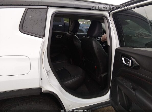 3C4NJDDB8NT154830 2022 JEEP COMPASS White Вид наклейки з VIN-кодом