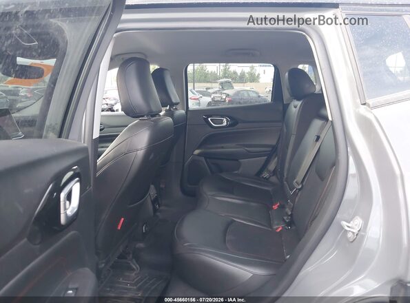 3C4NJDDB8NT206022 2022 JEEP COMPASS Gray Widok naklejki z numerem VIN