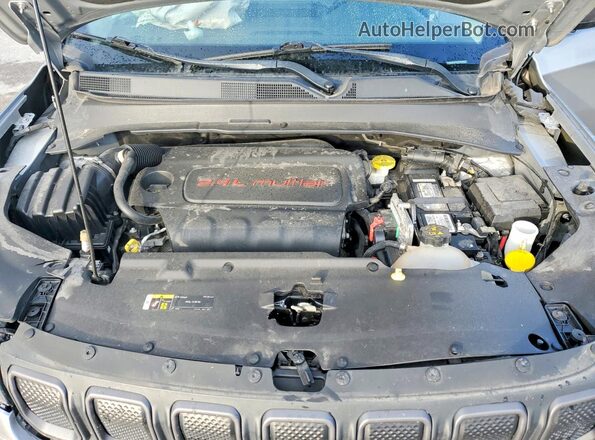 3C4NJDDB9NT155257 2022 JEEP COMPASS Gray Widok komory silnika