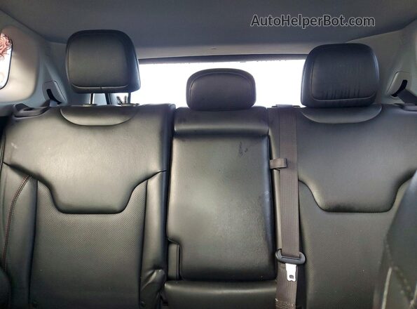 3C4NJDDB9NT155257 2022 JEEP COMPASS Gray Widok tylnych siedzeń