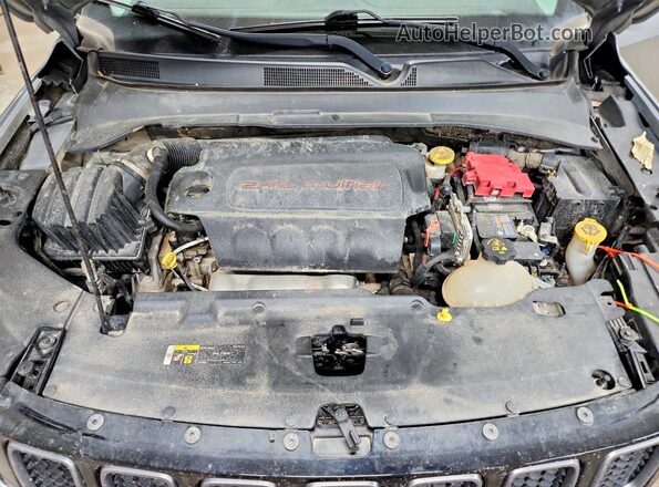 3C4NJDDBXKT627333 2019 JEEP COMPASS Silver Вид підкапотного простору