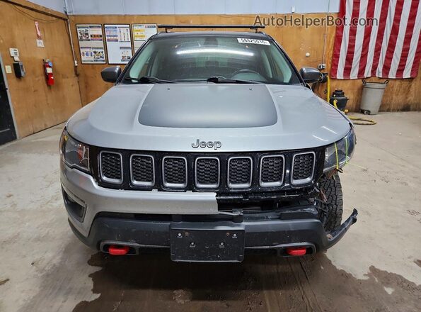 3C4NJDDBXKT627333 2019 JEEP COMPASS Silver Вид спереду