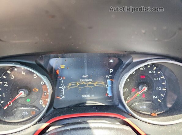 3C4NJDDBXLT106677 2020 JEEP COMPASS Silver Instrument cluster view