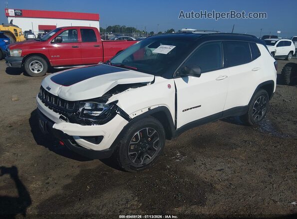 3C4NJDDBXLT214782 2020 JEEP COMPASS Белый Передняя левая четверть