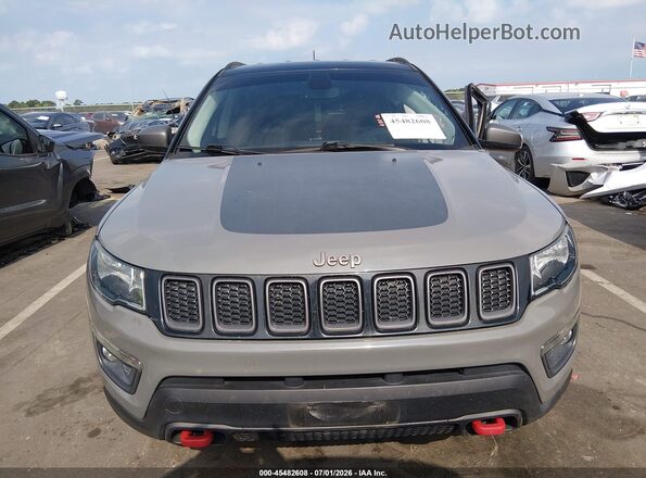 3C4NJDDBXLT222686 2020 JEEP COMPASS Gray Սարքավորումների վահանակի տեսք