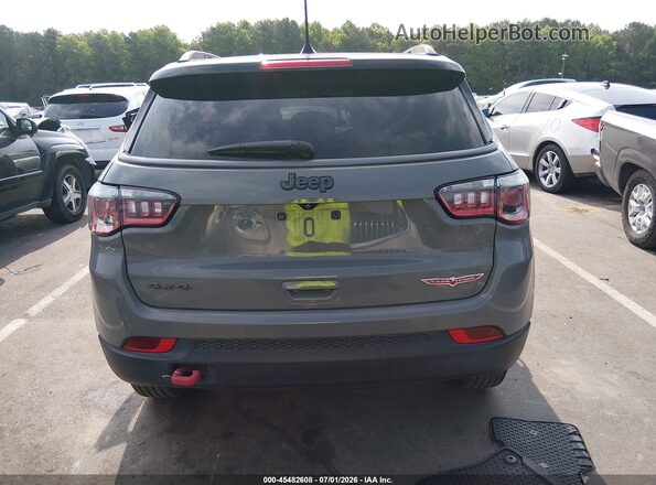 3C4NJDDBXLT222686 2020 JEEP COMPASS Gray 