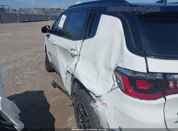3C4NJDDN1RT144737 2024 JEEP COMPASS White Вид спереду