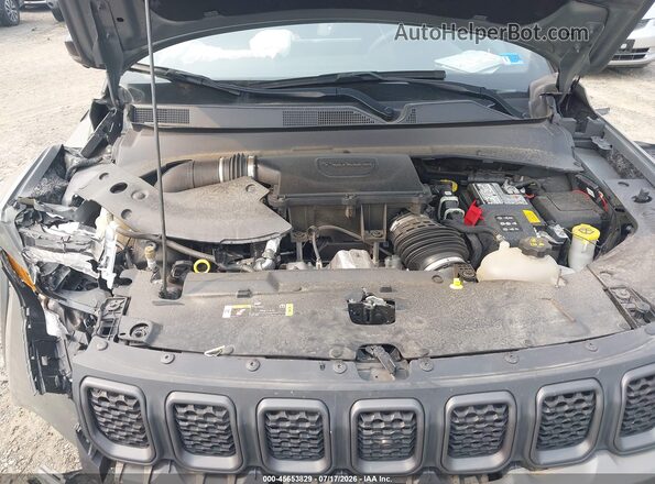 3C4NJDDN1RT589897 2024 JEEP COMPASS Gray Rear view