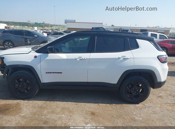 3C4NJDDN2PT524733 2023 JEEP COMPASS White Vista interior de 360 grados