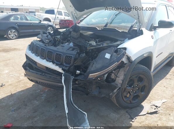 3C4NJDDN2PT524733 2023 JEEP COMPASS White Vista frontal