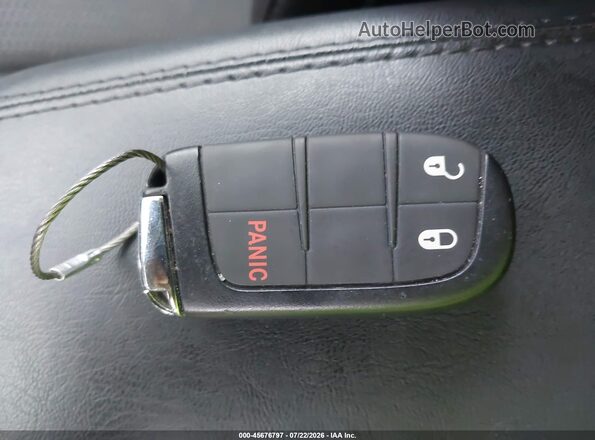 3C4NJDDN2ST591924 2025 JEEP COMPASS Синий Вид панели приборов