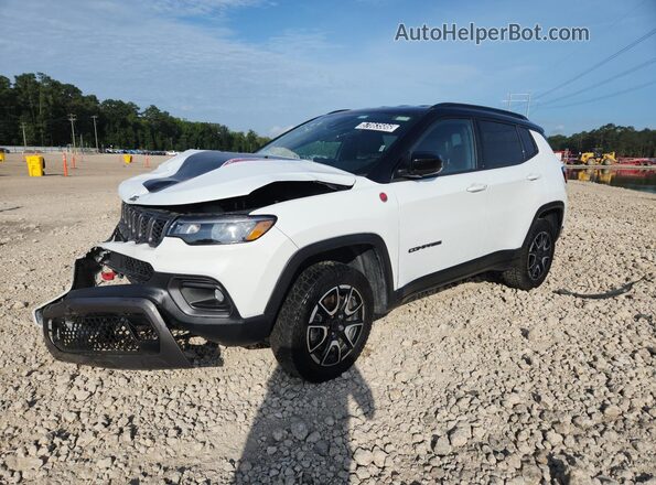 3C4NJDDN3ST551089 2025 JEEP COMPASS White 