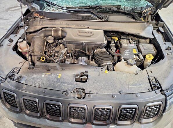 3C4NJDDN4RT610323 2024 JEEP COMPASS Gray Vista del compartimento del motor