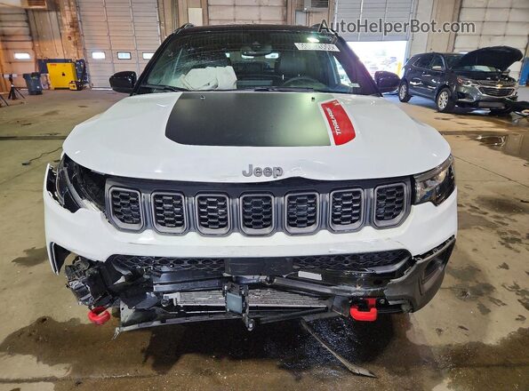 3C4NJDDN4ST557290 2025 JEEP COMPASS White Вид спереду