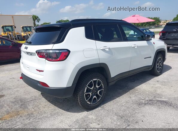 3C4NJDDN4TT187928 2026 JEEP COMPASS White უკანა მარჯვენა