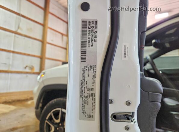 3C4NJDDN5ST522743 2025 JEEP COMPASS White VIN կոդի պիտակի տեսք