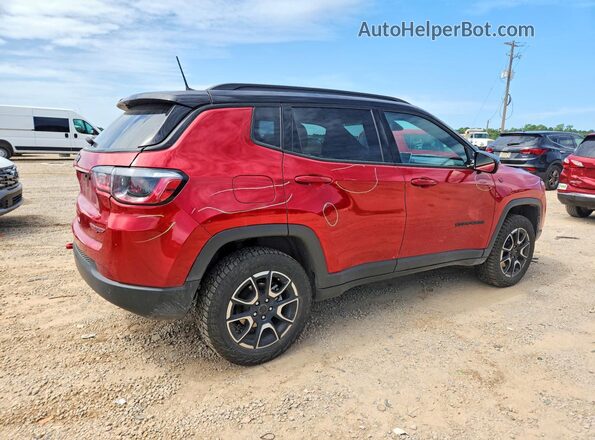 3C4NJDDN5ST532916 2025 JEEP COMPASS Red Trasero derecho