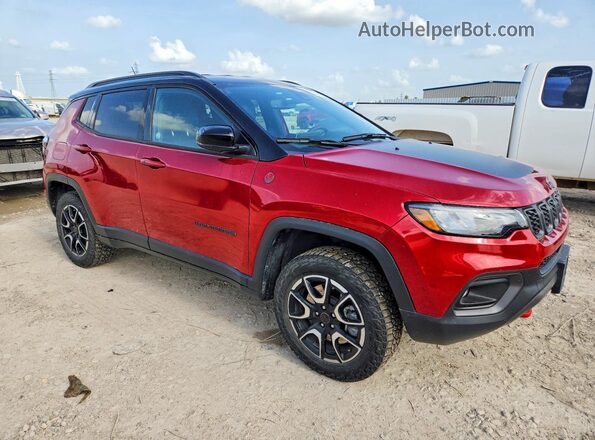 3C4NJDDN5ST581792 2025 JEEP COMPASS Red Delantero derecho