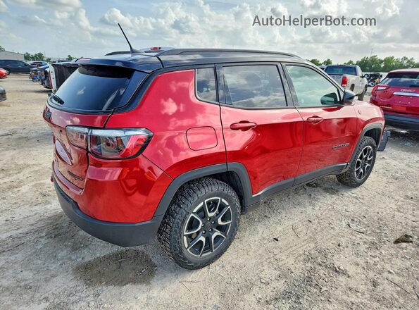 3C4NJDDN5ST581792 2025 JEEP COMPASS Red Trasero derecho
