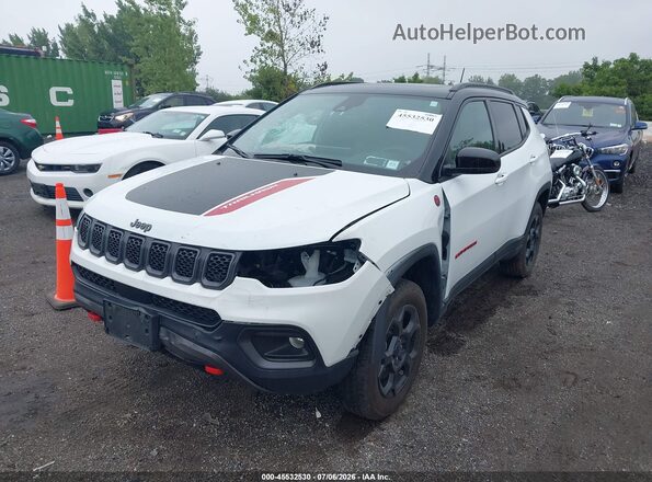 3C4NJDDN6RT578619 2024 JEEP COMPASS White Դիմացի տեսք