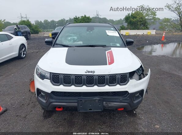 3C4NJDDN6RT578619 2024 JEEP COMPASS White Սարքավորումների վահանակի տեսք