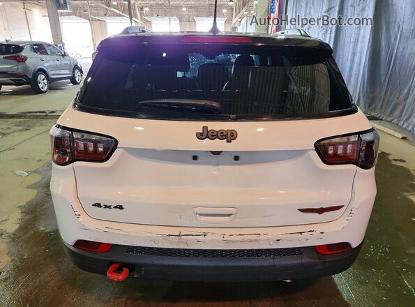 3C4NJDDN8ST564131 2025 JEEP COMPASS White Widok z tyłu