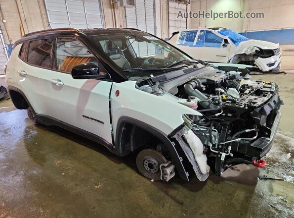 3C4NJDDN8ST564131 2025 JEEP COMPASS White 