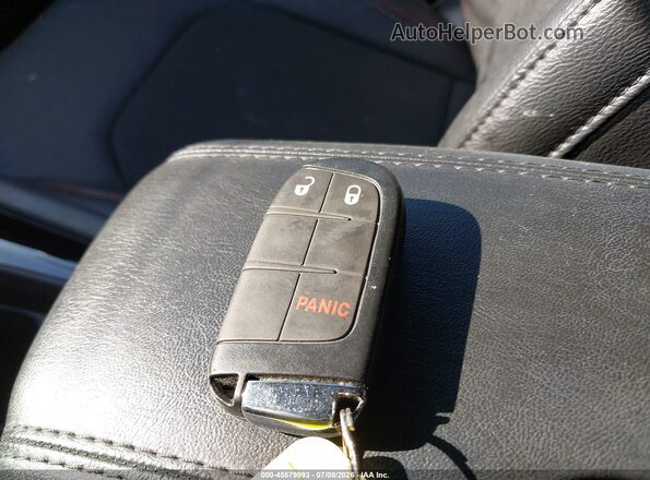 3C4NJDDN9ST551274 2025 JEEP COMPASS Black Dashboard view