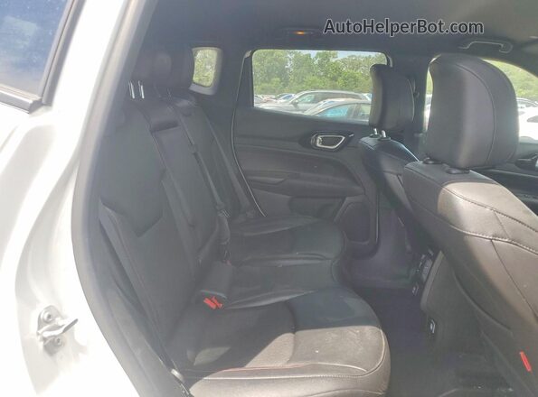 3C4NJDDN9ST564316 2025 JEEP COMPASS White Vista interior trasera