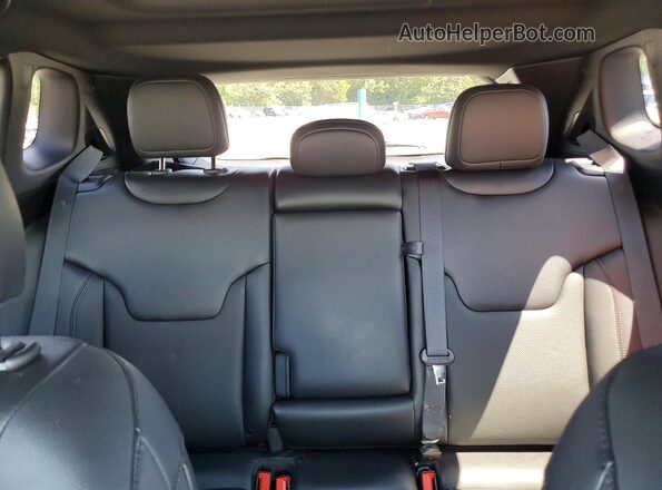 3C4NJDDNXRT171323 2024 JEEP COMPASS Черный Вид задних сидений